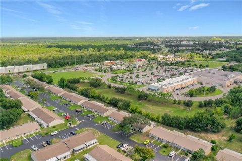 Condo in Tavares, Florida, 2 bedrooms  № 2363306