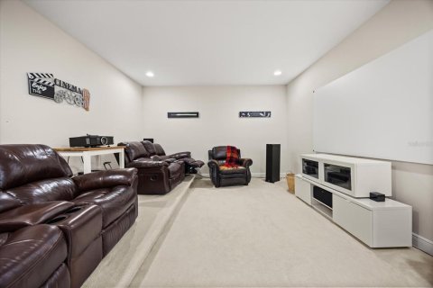 Casa en venta en Orlando, Florida, 6 dormitorios, 443.98 m2 № 1907412 - foto 27