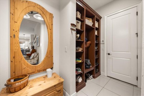 Casa en venta en Orlando, Florida, 6 dormitorios, 443.98 m2 № 1907412 - foto 19