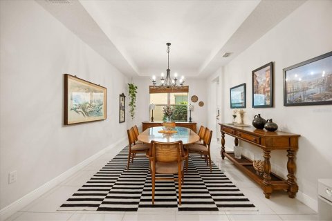 Casa en venta en Orlando, Florida, 6 dormitorios, 443.98 m2 № 1907412 - foto 13