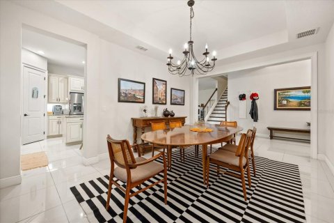 Casa en venta en Orlando, Florida, 6 dormitorios, 443.98 m2 № 1907412 - foto 12