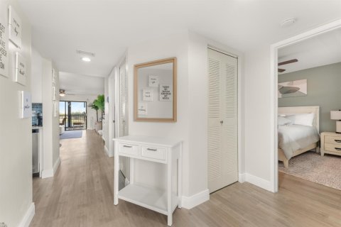 Condo in Delray Beach, Florida, 2 bedrooms  № 2174139 - photo 2