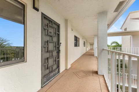 Condo in Delray Beach, Florida, 2 bedrooms № 2174139