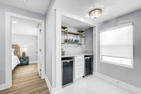 Casa en venta en Treasure Island, Florida, 3 dormitorios, 93.83 m2 № 2414892 - foto 20