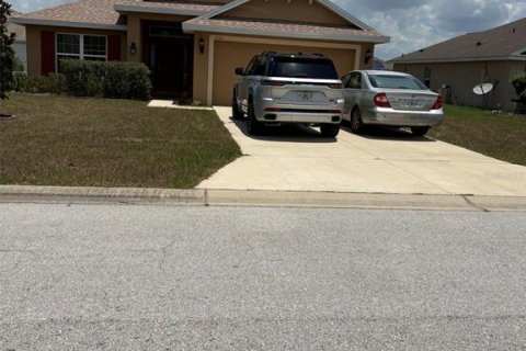 Villa ou maison à Dundee, Floride 4 chambres, 169.08 m2 № 2157669