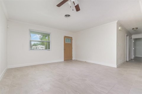 House in Daytona Beach, Florida 3 bedrooms, 133.13 sq.m. № 1801580 - photo 4