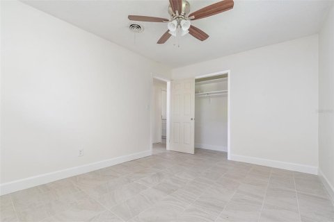 House in Daytona Beach, Florida 3 bedrooms, 133.13 sq.m. № 1801580 - photo 18