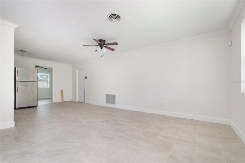 House in Daytona Beach, Florida 3 bedrooms, 133.13 sq.m. № 1801580 - photo 5