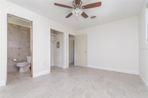 House in Daytona Beach, Florida 3 bedrooms, 133.13 sq.m. № 1801580 - photo 12