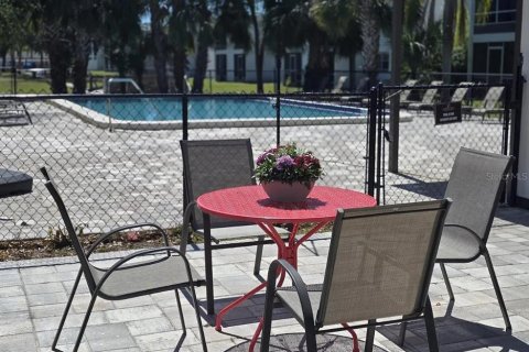 Apartamento en alquiler en Port Richey, Florida, 2 dormitorios, 88.26 m2 № 2108620 - foto 20