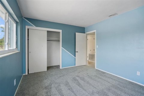 Casa en alquiler en Gulfport, Florida, 4 dormitorios, 153.01 m2 № 1757595 - foto 10