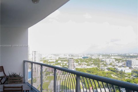 Купить кондоминиум в Майами, Флорида 1 спальня, 73.49м2, № 2286141 - фото 25