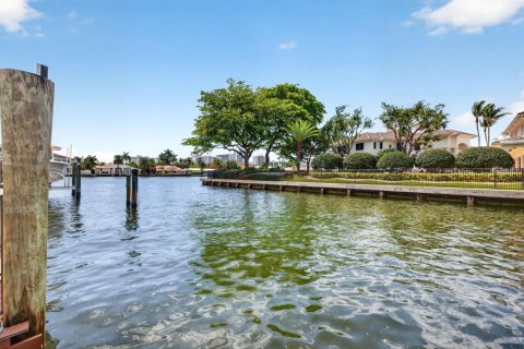 Villa ou maison à vendre à Fort Lauderdale, Floride: 5 chambres, 433.39 m2 № 2243243 - photo 25