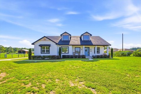 Casa en Polk City, Florida 3 dormitorios, 204.76 m2 № 2364314