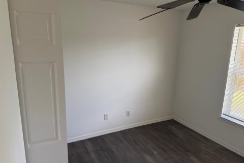 Casa en venta en Port St. Lucie, Florida, 3 dormitorios, 140.28 m2 № 2088242 - foto 4