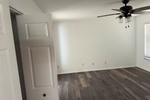 Casa en venta en Port St. Lucie, Florida, 3 dormitorios, 140.28 m2 № 2088242 - foto 18