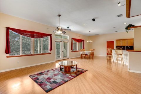 Villa ou maison à vendre à Keystone Heights, Floride: 3 chambres, 337.89 m2 № 1733958 - photo 4