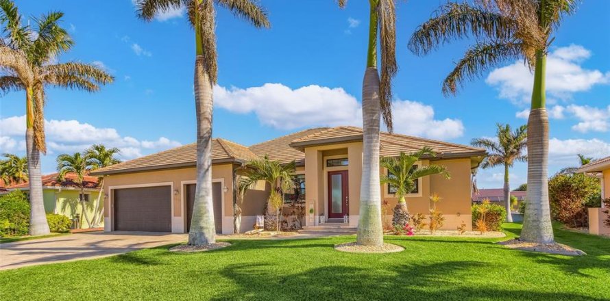Casa en Punta Gorda, Florida 3 dormitorios, 204.01 m2 № 1568017