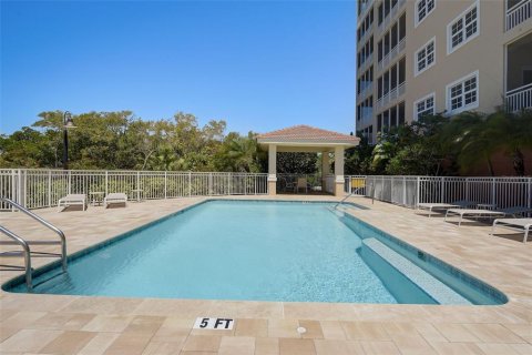 Condo in Palmetto, Florida, 3 bedrooms  № 1425565 - photo 23