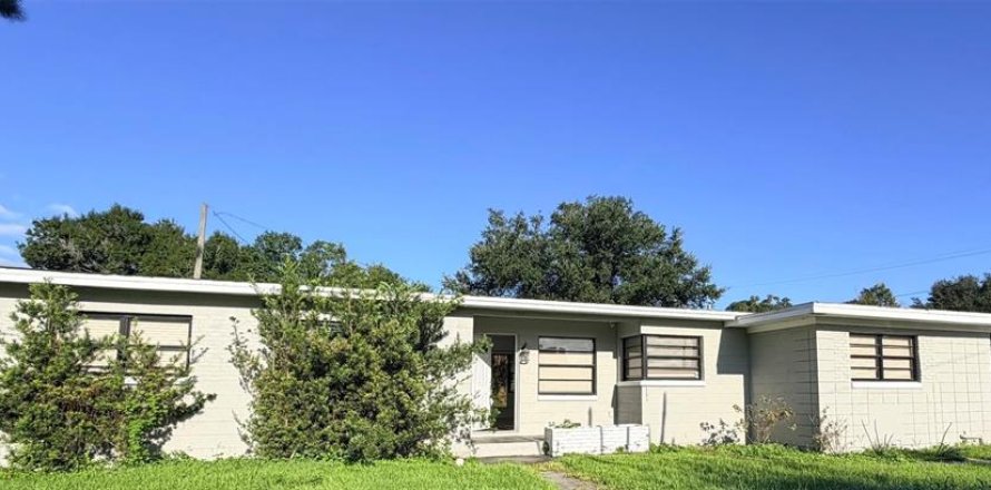 Villa ou maison à Kissimmee, Floride 4 chambres, 154.96 m2 № 2377535