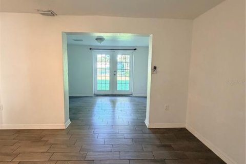 Villa ou maison à louer à Kissimmee, Floride: 4 chambres, 154.96 m2 № 2377535 - photo 7