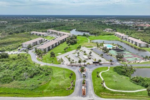 Condominio en alquiler en Punta Gorda, Florida, 2 dormitorios, 107.12 m2 № 1717154 - foto 1