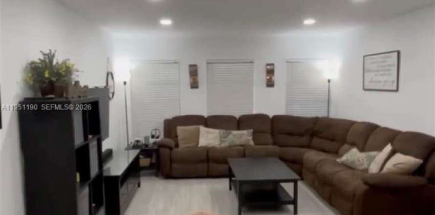 Condo in Coral Springs, Florida, 3 bedrooms  № 2007642