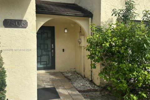 Touwnhouse à Lauderhill, Floride 2 chambres, 117.43 m2 № 2090816