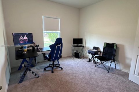 Villa ou maison à louer à Port St. Lucie, Floride: 5 chambres, 217.11 m2 № 1779678 - photo 18