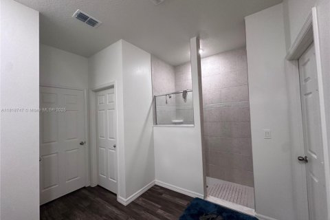 Villa ou maison à louer à Port St. Lucie, Floride: 5 chambres, 217.11 m2 № 1779678 - photo 26