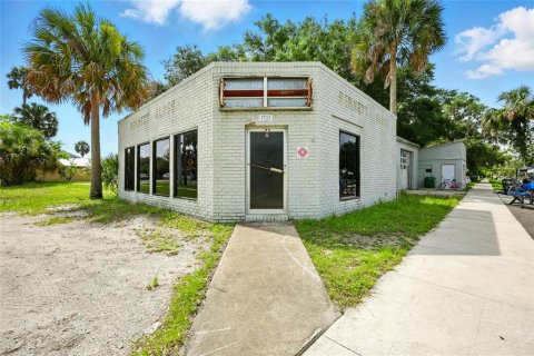 Купить коммерческую недвижимость в Палатка, Флорида № 1781096 - фото 14