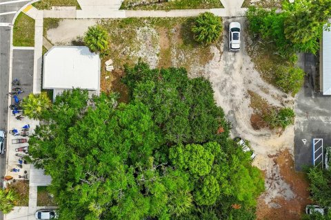 Купить коммерческую недвижимость в Палатка, Флорида № 1781096 - фото 8