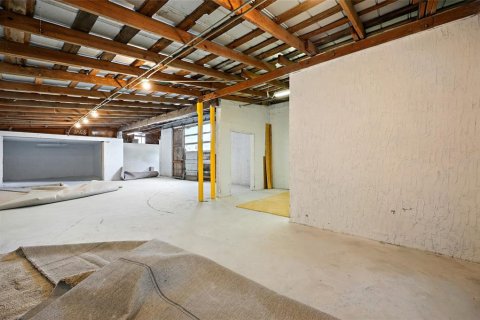 Купить коммерческую недвижимость в Палатка, Флорида № 1781096 - фото 21