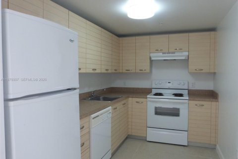 Condominio en alquiler en Miami, Florida, 2 dormitorios, 89.37 m2 № 2040248 - foto 4