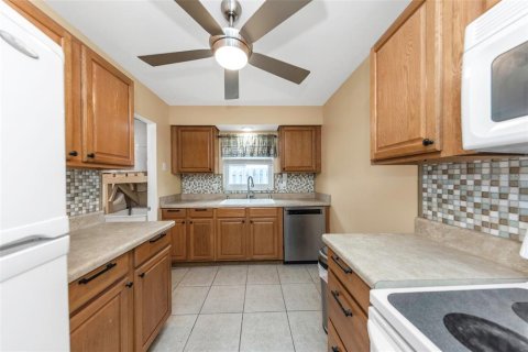 Villa ou maison à vendre à Pinellas Park, Floride: 3 chambres, 95.6 m2 № 2218817 - photo 16