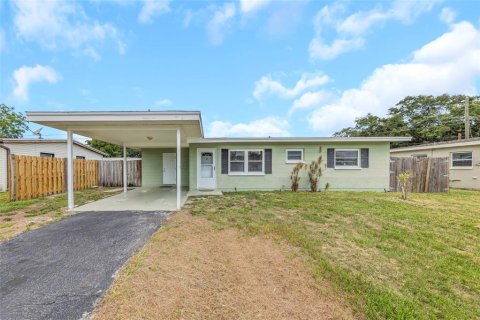 Villa ou maison à Pinellas Park, Floride 3 chambres, 95.6 m2 № 2218817