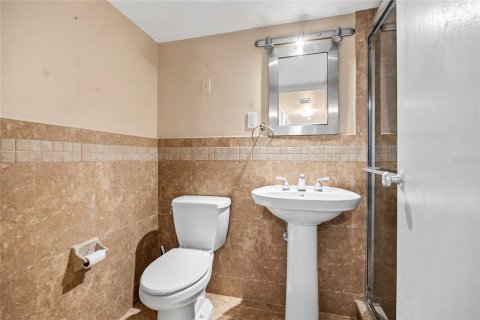 Condominio en venta en Treasure Island, Florida, 1 dormitorio, 80.36 m2 № 1820634 - foto 16