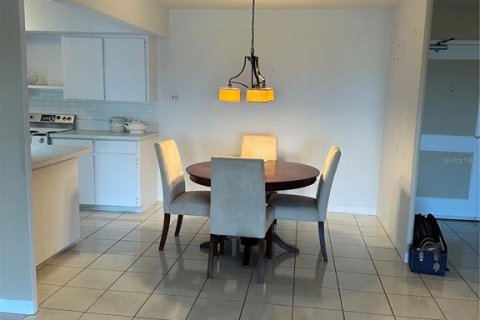 Condominio en venta en Treasure Island, Florida, 1 dormitorio, 80.36 m2 № 1820634 - foto 7