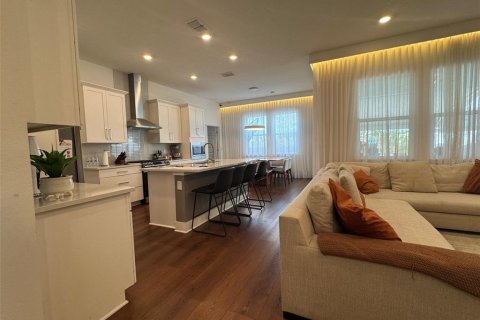 Villa ou maison à vendre à Winter Garden, Floride: 4 chambres, 263.1 m2 № 2143439 - photo 6