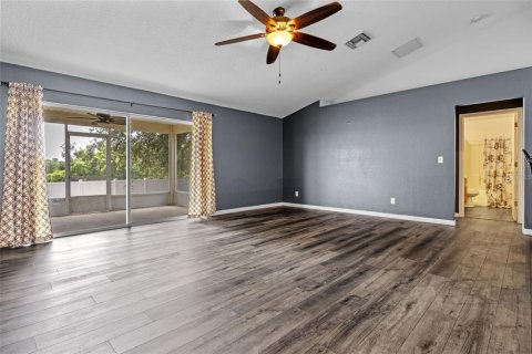 Casa en venta en Leesburg, Florida, 4 dormitorios, 169.08 m2 № 1905938 - foto 3