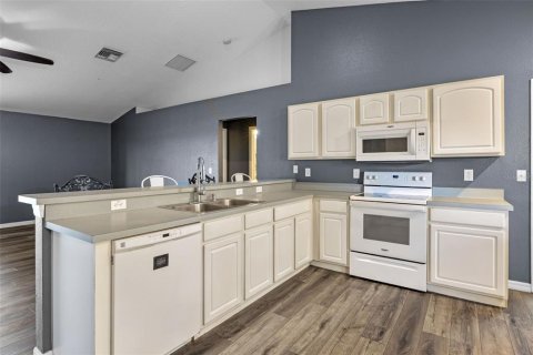 Casa en venta en Leesburg, Florida, 4 dormitorios, 169.08 m2 № 1905938 - foto 9