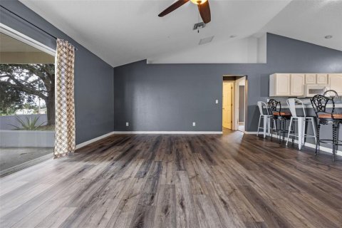 Casa en venta en Leesburg, Florida, 4 dormitorios, 169.08 m2 № 1905938 - foto 4