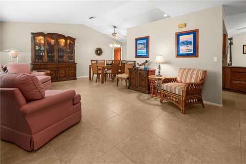 Casa en venta en Port Charlotte, Florida, 3 dormitorios, 181.72 m2 № 1717606 - foto 7