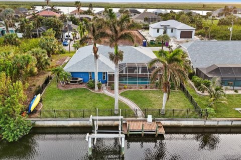 Casa en venta en Port Charlotte, Florida, 3 dormitorios, 181.72 m2 № 1717606 - foto 3