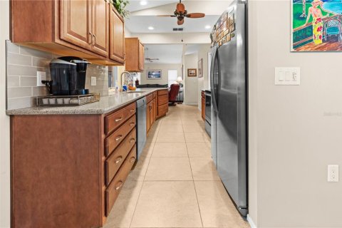 Casa en venta en Port Charlotte, Florida, 3 dormitorios, 181.72 m2 № 1717606 - foto 12