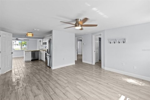 Villa ou maison à louer à Hudson, Floride: 3 chambres, 133.41 m2 № 2202094 - photo 4