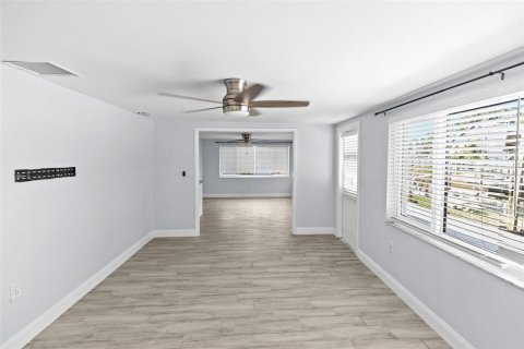 Villa ou maison à louer à Hudson, Floride: 3 chambres, 133.41 m2 № 2202094 - photo 14