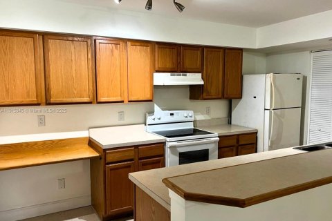 Copropriété à louer à Tamarac, Floride: 2 chambres, 87.24 m2 № 1970692 - photo 10