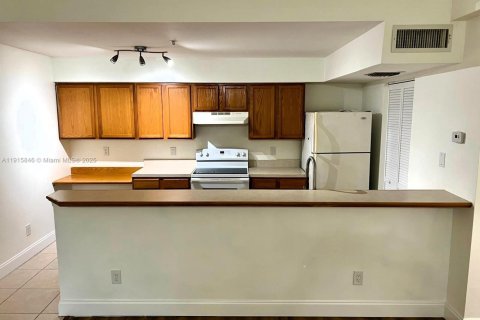 Copropriété à louer à Tamarac, Floride: 2 chambres, 87.24 m2 № 1970692 - photo 12