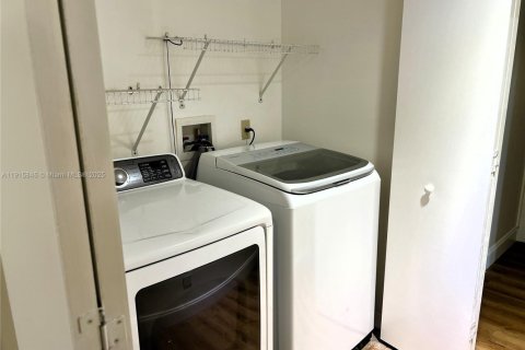 Copropriété à louer à Tamarac, Floride: 2 chambres, 87.24 m2 № 1970692 - photo 15